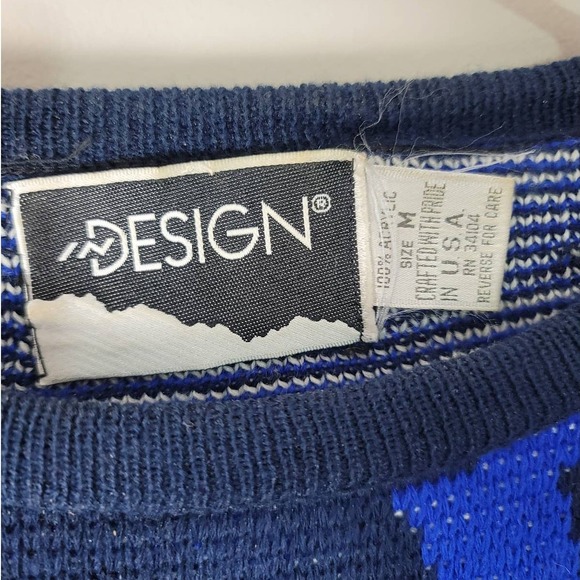 Vintage Design Pullover Sweater Size Medium Blue White Zig Zag Stripe Acrylic - Picture 3 of 3